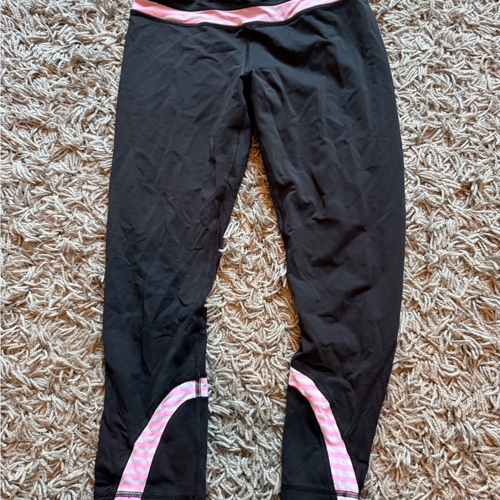 Lululemon Athletica Black and Pink Leggings for Activewear